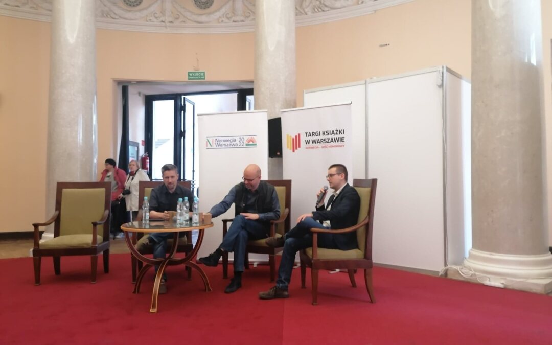 Panel na temat fantastyki militarnej na Targach Książki w Warszawie