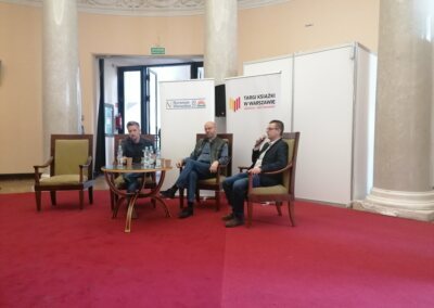 Panel na temat fantastyki militarnej na Targach Książki w Warszawie